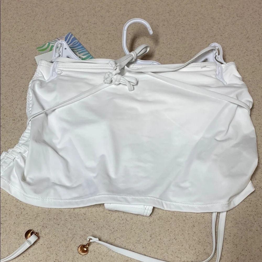 YMI White Bikini set with Star Details - Picture 8 of 9